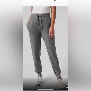 Athleta Balance Jogger Size S Grey